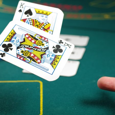 Hva er full house i poker?